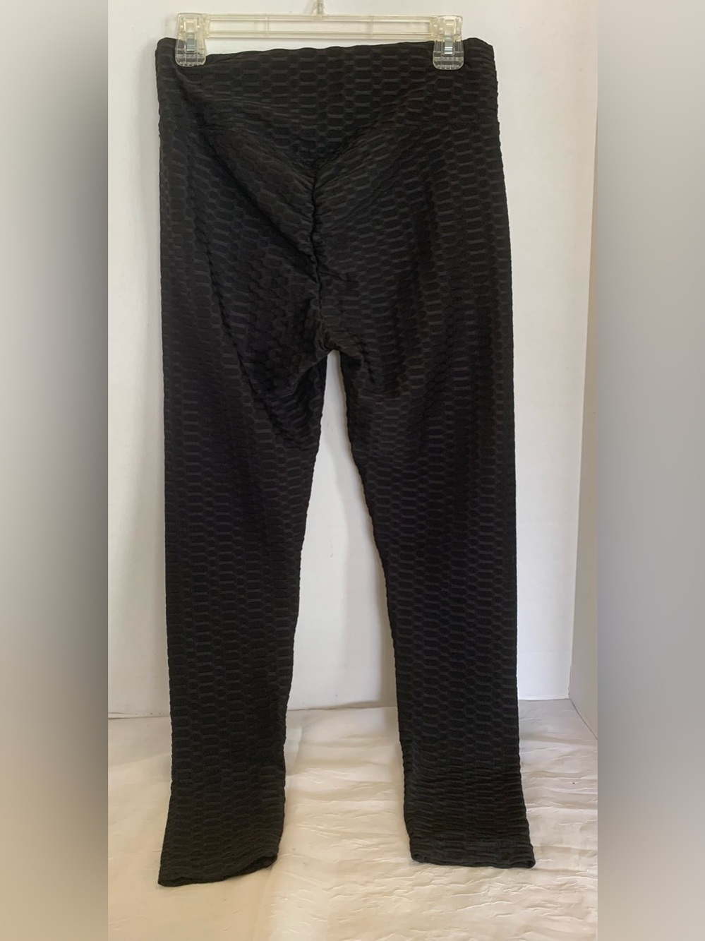 New Mix Honeycomb Booty Shaper Legging Black Women’s size s/m